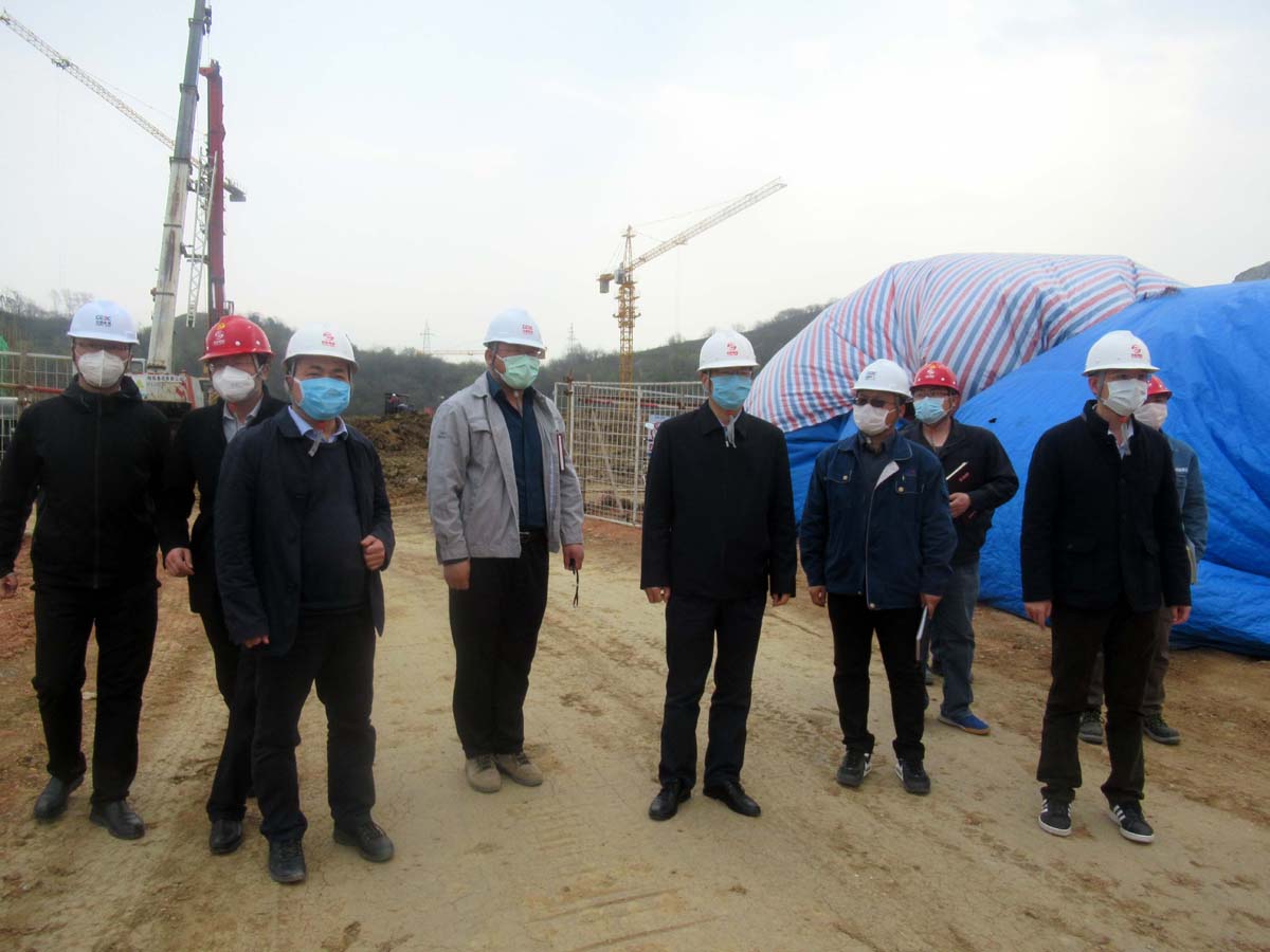 皖能環(huán)?？偨?jīng)理張為義到安徽電建一公司合肥龍泉山項(xiàng)目調(diào)研疫情防控和復(fù)工復(fù)產(chǎn)工作