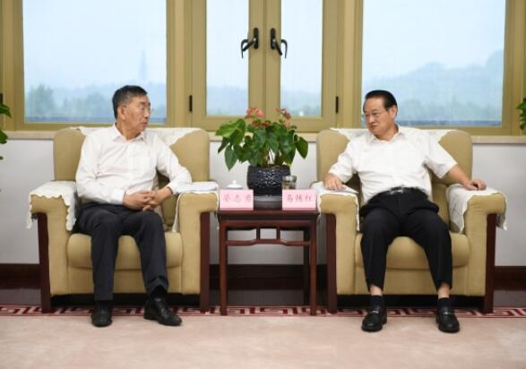 晏志勇拜會(huì)江西省委副書(shū)記、省長(zhǎng)易煉紅
