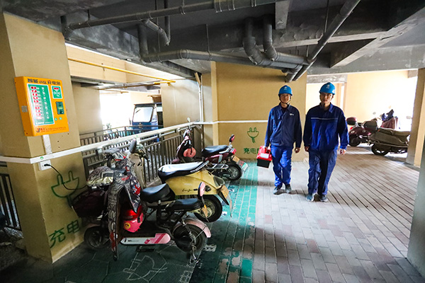 “小電驢”充電更安全了！寧海縣24393個(gè)充電接口完成升級(jí)改造