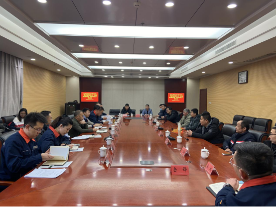包頭石拐供電分局召開“提升獲得電力、優(yōu)化營商環(huán)境”2020年客戶座談會(huì)