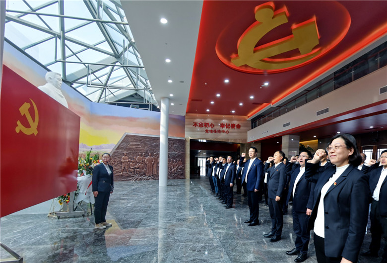 國網(wǎng)諸城市供電公司開展“賡續(xù)紅色基因，汲取前行力量”黨史學習教育