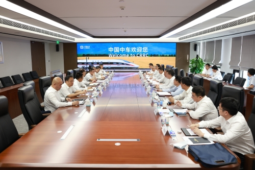 中國能建黨委書記、董事長宋海良與中國中車董事長孫永才座談