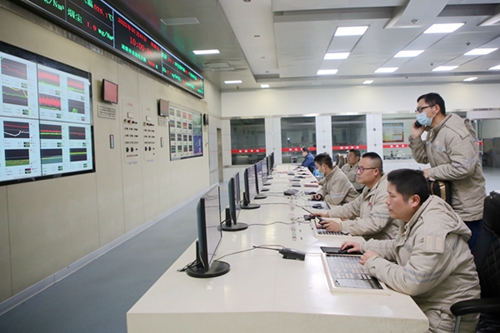 圖片1：“萬(wàn)家燈火，他們用心守護(hù)!”.JPG