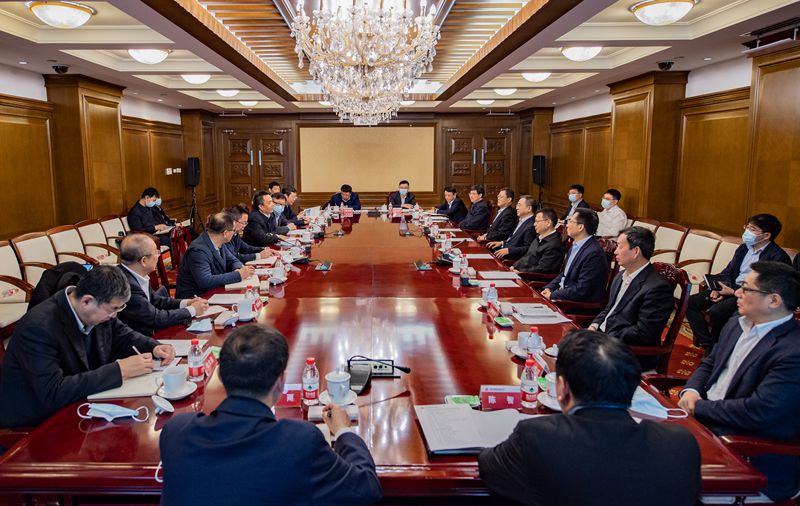 鄒磊、寇偉會(huì)見哈電集團(tuán)董事長曹志安、總經(jīng)理吳偉章