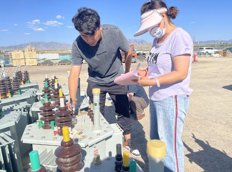 阿拉善供電公司物資管理部、物資供應處開展庫存物資清查盤點工作