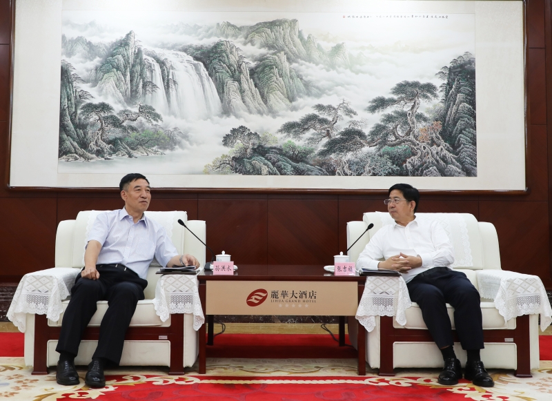 孫洪水與山西省委常委、常務(wù)副省長張吉福會(huì)談