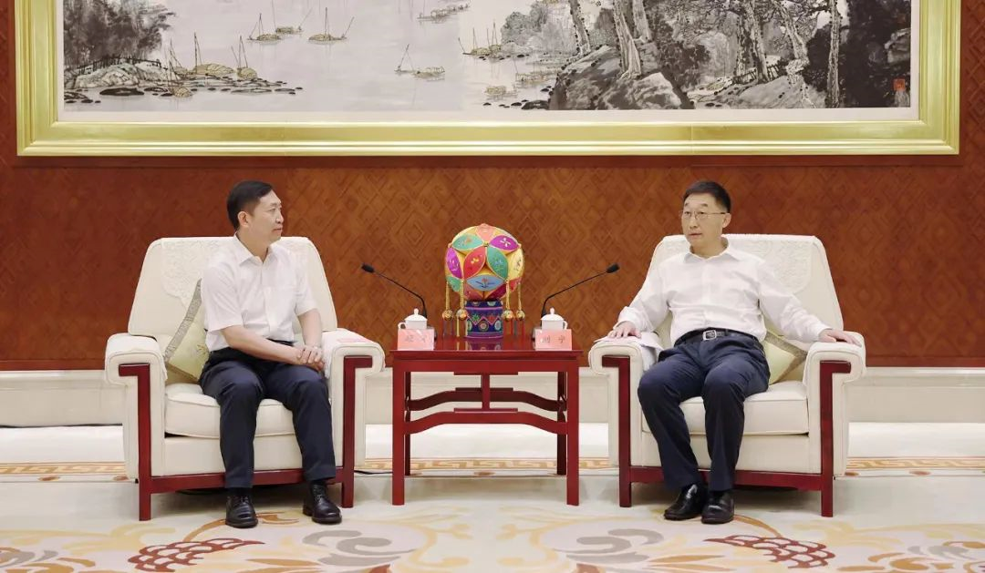 中核集團總經(jīng)理、黨組副書記顧軍拜會廣西壯族自治區(qū)黨委書記劉寧