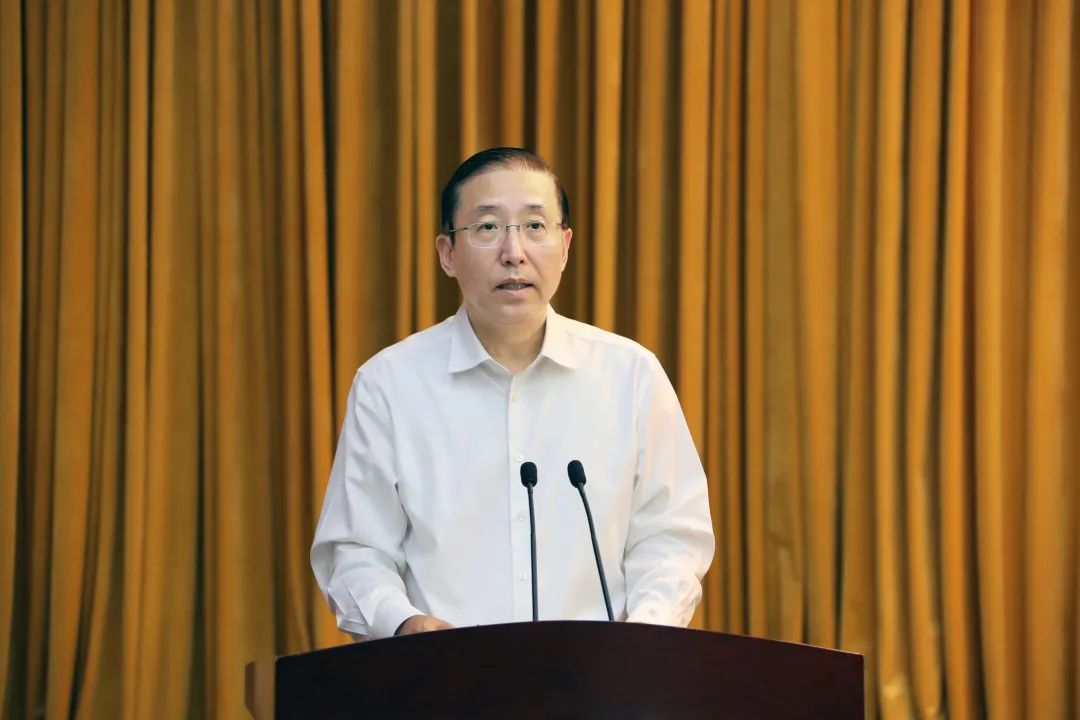 國家電網(wǎng)公司黨組書記、董事長辛保安在中央企業(yè)思想政治工作會(huì)議上作交流發(fā)言