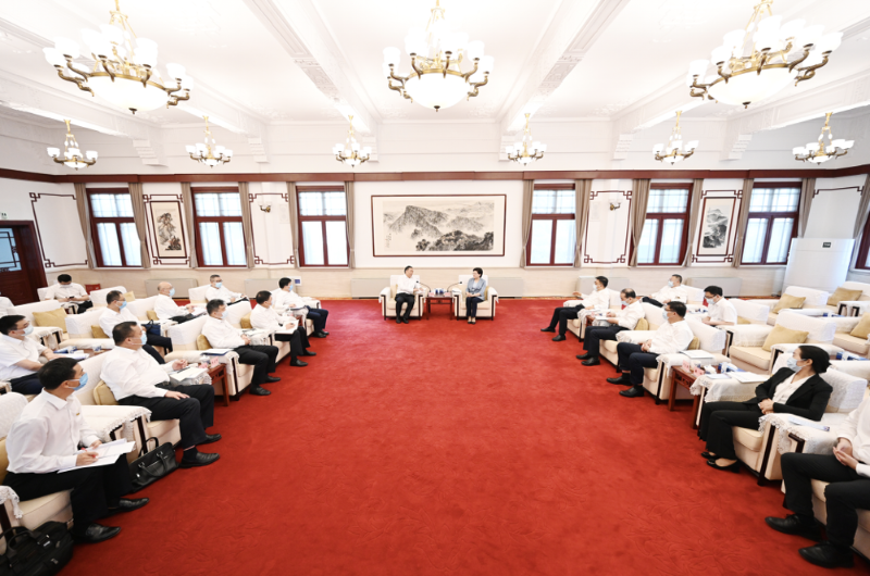 宋海良與江蘇省委常委、南京市委書記韓立明、市長夏心旻會談