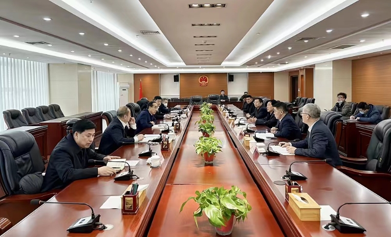中國能建黨委副書記、總經(jīng)理孫洪水與丹東市市長郝建軍會談