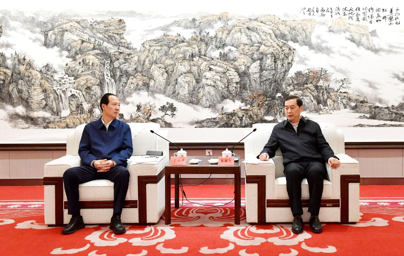 中國(guó)電建黨委書記、董事長(zhǎng)丁焰章與河北省委常委、石家莊市委書記張超超會(huì)談