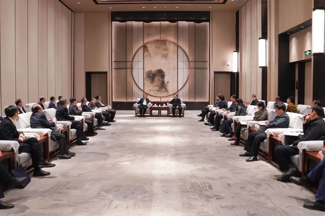 華能集團(tuán)黨組書記、董事長(zhǎng)溫樞剛拜會(huì)雄安新區(qū)黨工委書記、管委會(huì)主任張國(guó)華