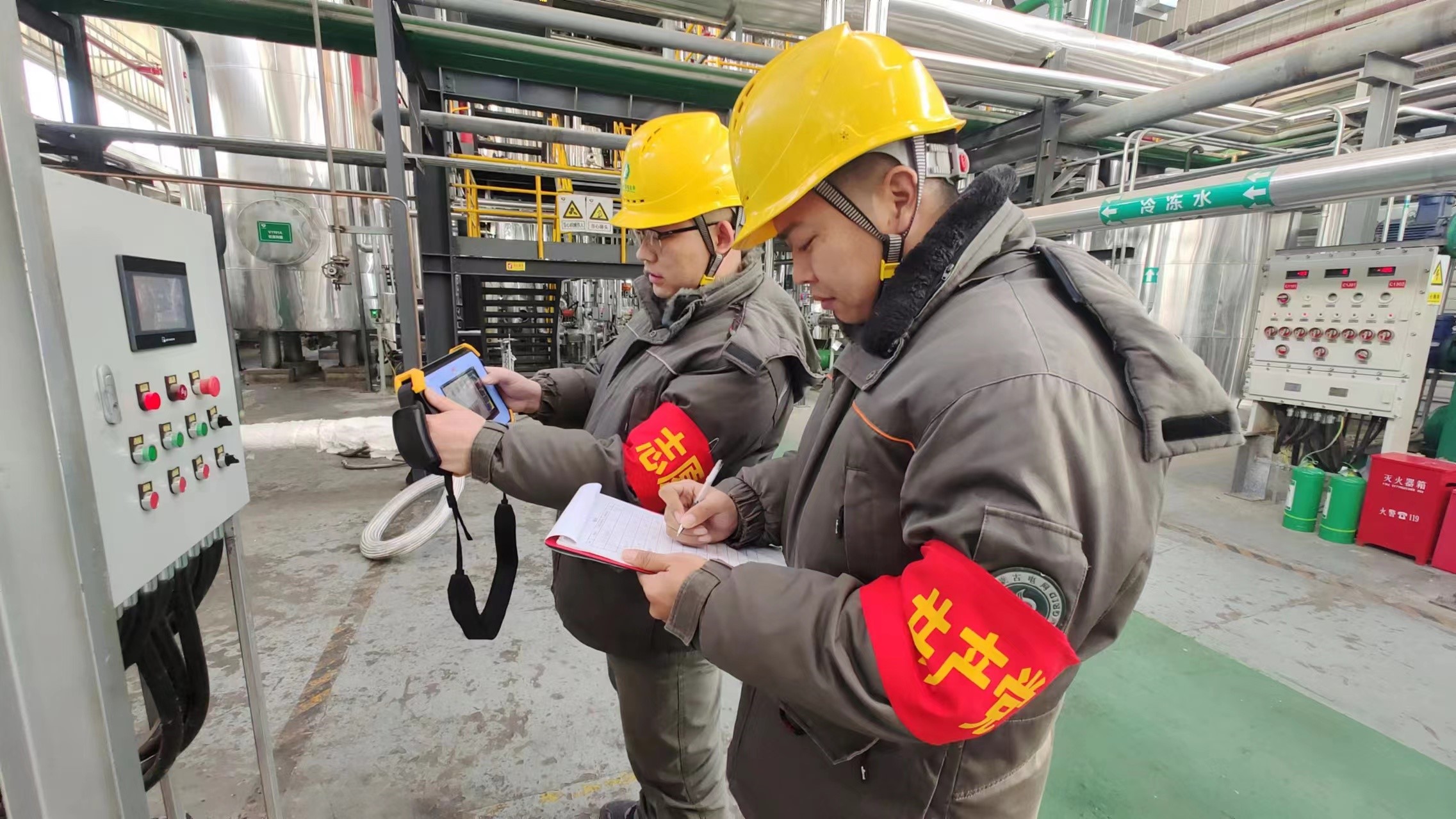 康巴什供電公司：春節(jié)保供電，我們在行動(dòng)