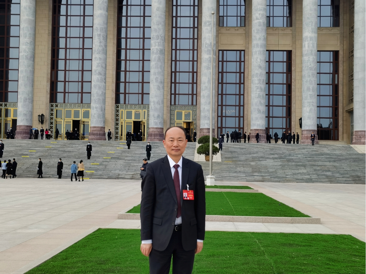 【兩會好聲音】全國人大代表，中石化鎮(zhèn)海煉化董事長、黨委書記莫鼎革：踐行“雙碳”戰(zhàn)略，發(fā)展可持續(xù)航空燃料