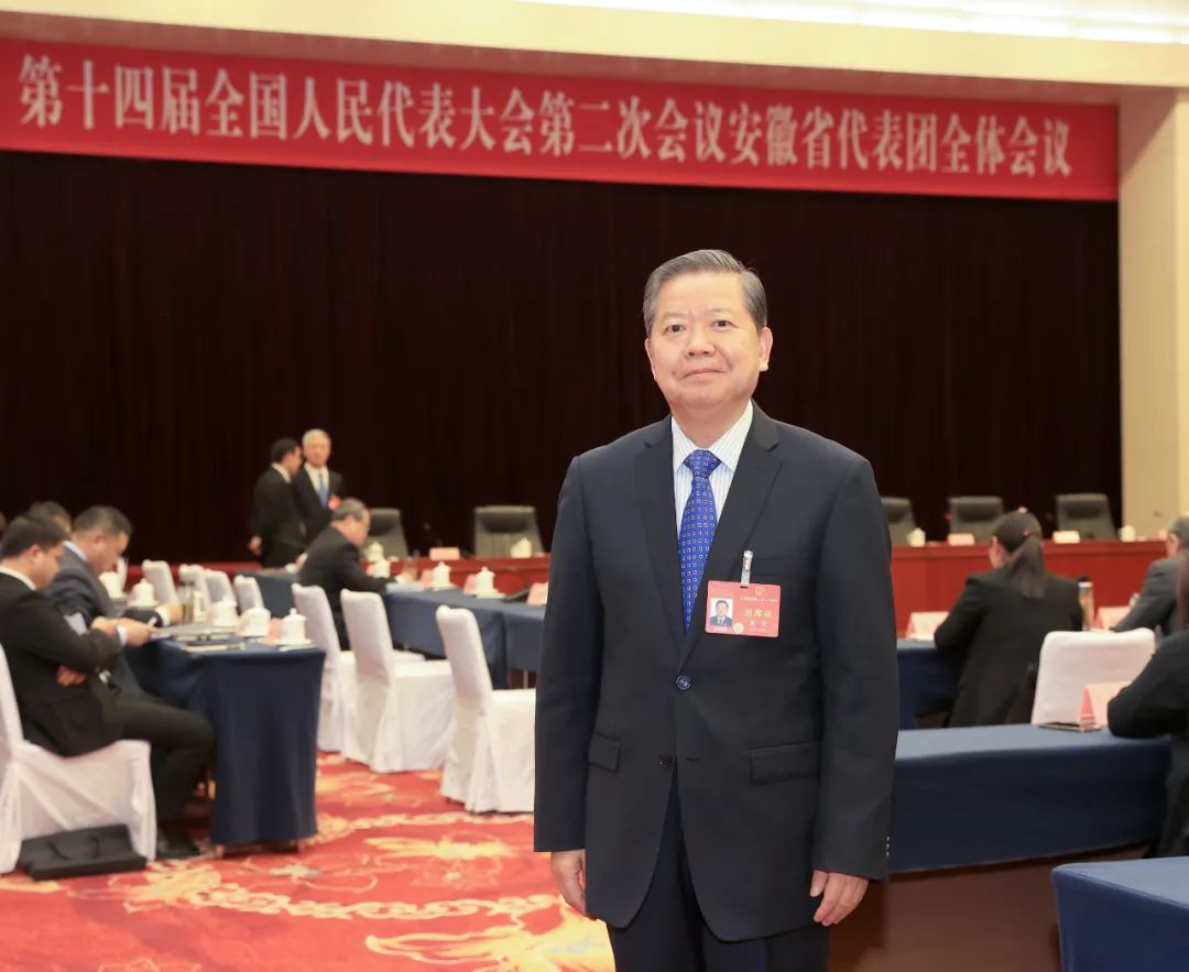 全國人大代表袁亮：加快綠色低碳技術(shù)攻關(guān)，推動(dòng)產(chǎn)業(yè)優(yōu)化升級(jí)