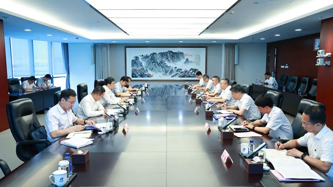 國家能源局黨組成員、副局長何洋到中國華電開展專題調(diào)研