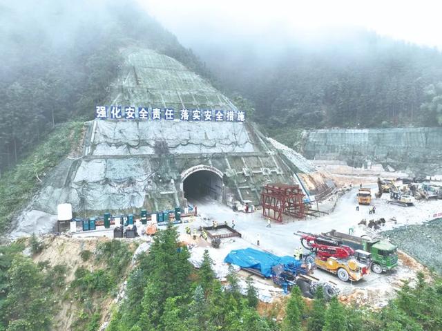新啟動(dòng)建設(shè)五個(gè)抽蓄電站，在建規(guī)模創(chuàng)新高