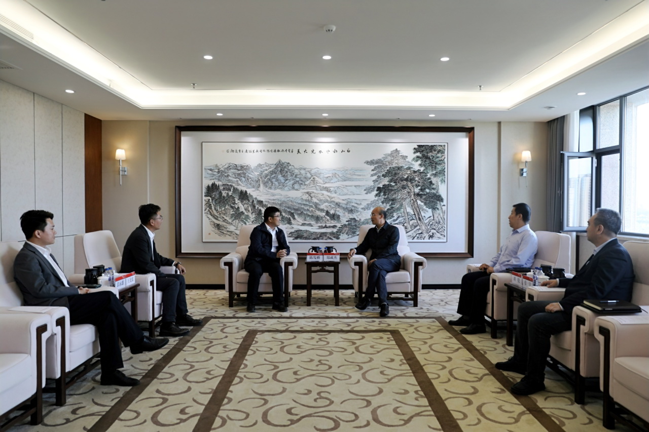 華電吉林公司總經(jīng)理鄭成杰會(huì)見明陽智能副總裁、HPM總經(jīng)理陳發(fā)橋一行