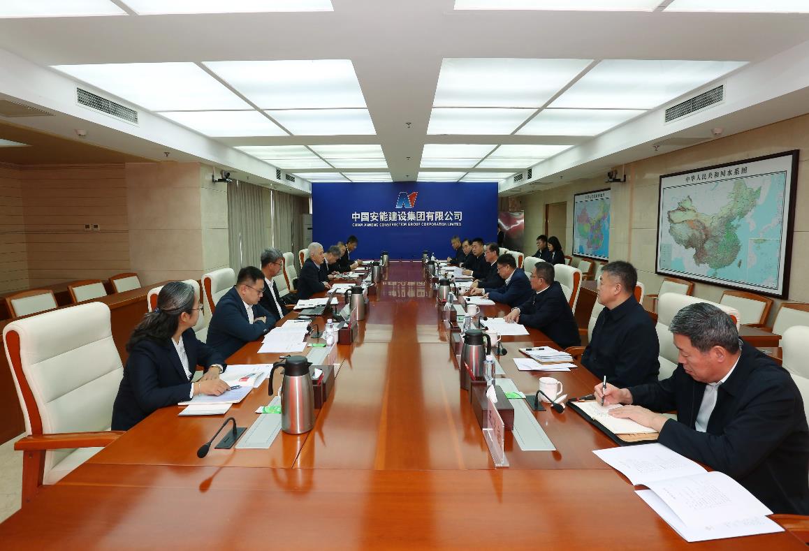 中國安能集團黨委書記、董事長陳奕輝與中國一重集團黨委書記、董事長徐鵬舉行工作會談