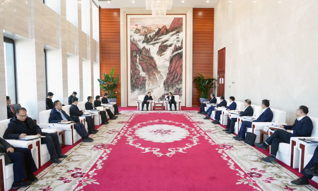 中國能建董事長宋海良、總經(jīng)理倪真與中國南水北調(diào)集團董事長汪安南、總經(jīng)理孫志禹會談