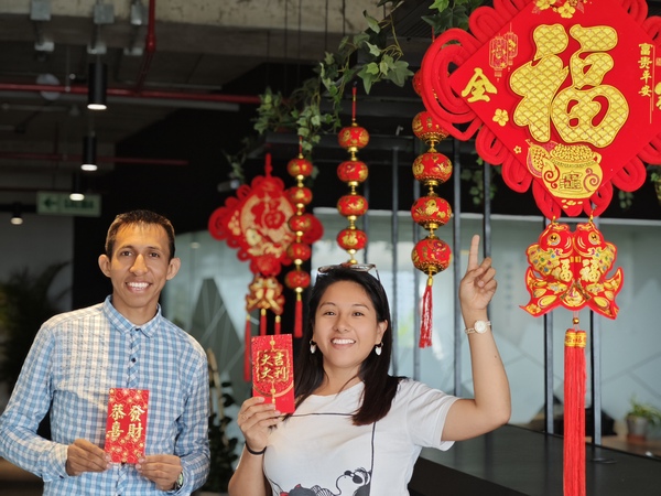 【新春走基層】濃濃年味暖人心，海外職工共迎春